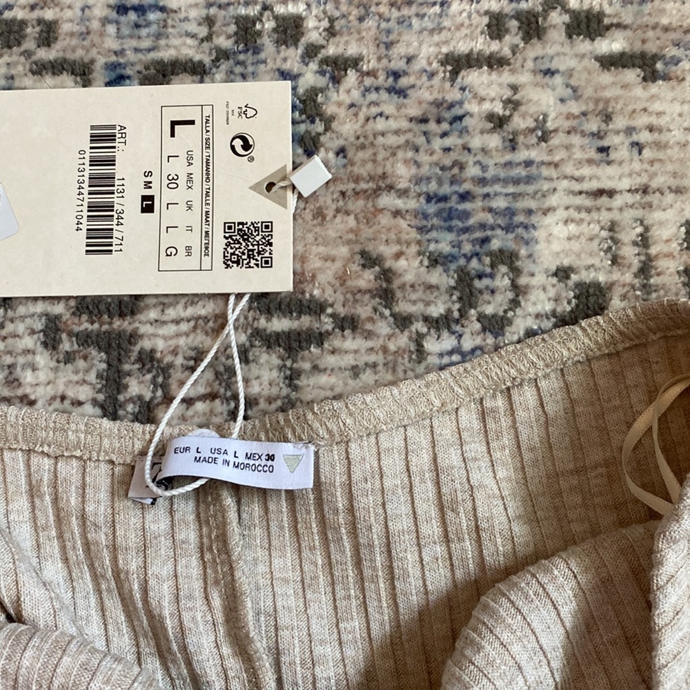 Zara Onsie - Picture 5 of 6